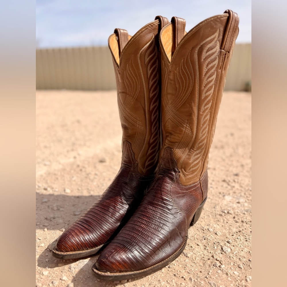 VINTAGE 🦎 Tony Lama Lizard Boots